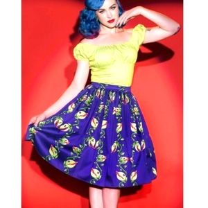 Pinup couture flytrap Jenny skirt LG